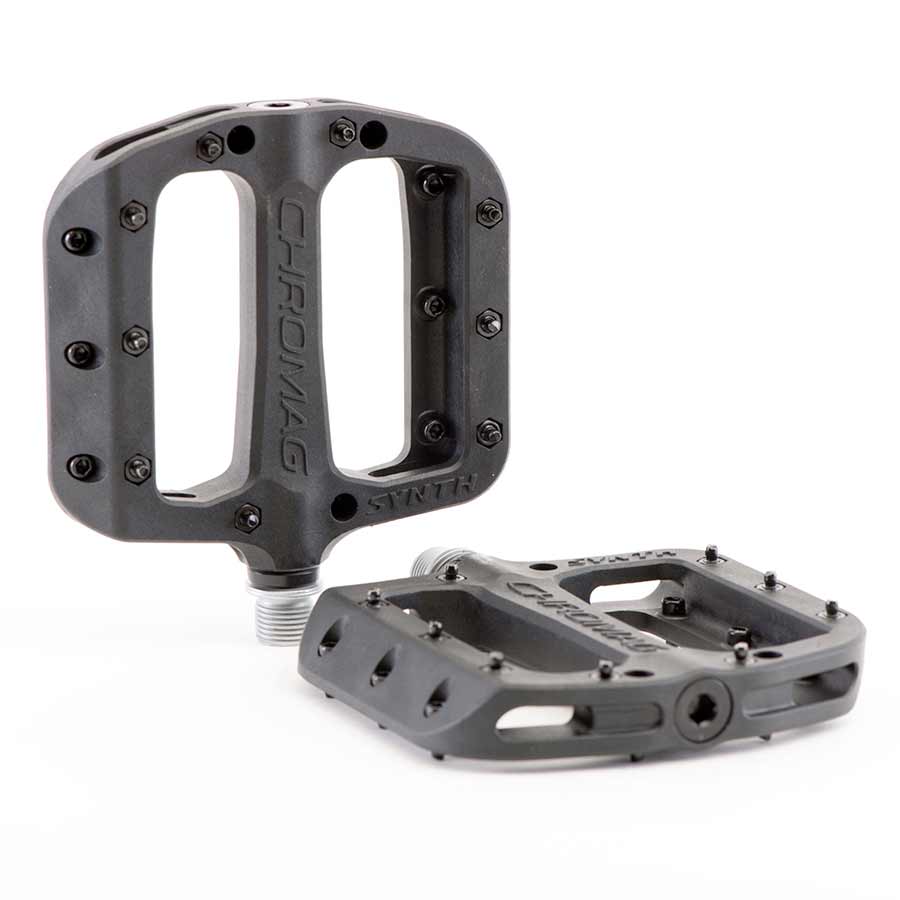 Chromag, Synth, Platform Pedals, Nylon body, Cr-Mo axle, 9/16'', Black