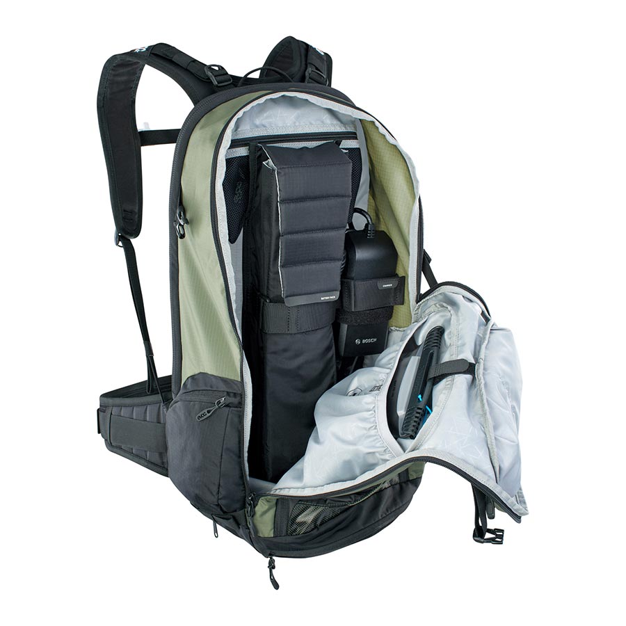EVOC, FR Tour E-Ride 30, Protector backpack, 30L, Dark Olive/Black, ML