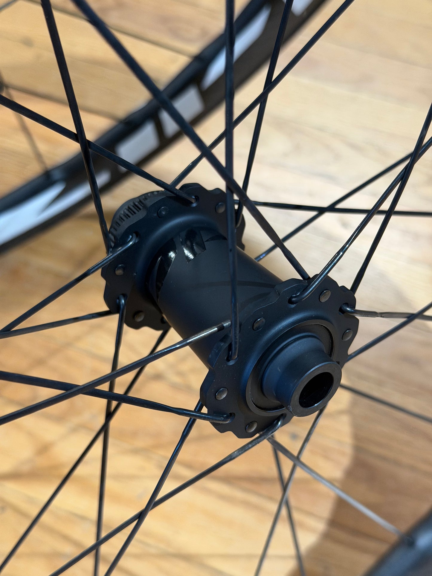 ZIPP 353 NSW Demo Wheels